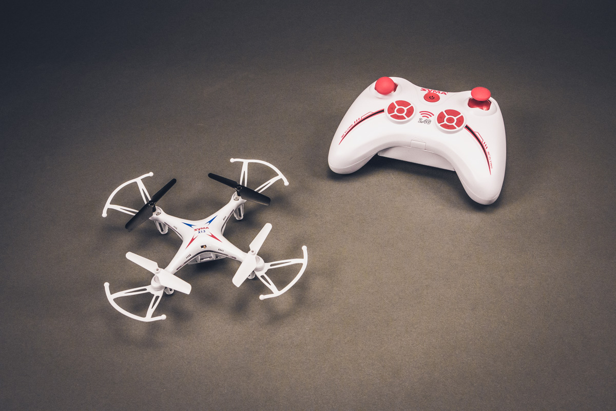 SYMA	X13 4CH quadcopter with 6AXIS GYRO (Headless Mode)